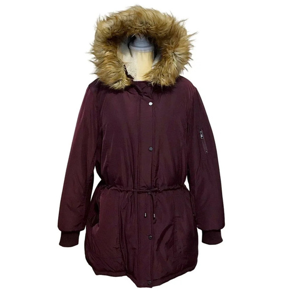 Steve Madden NWOT Burgundy Puffer Jacket Women 1X - Picture 1 of 15